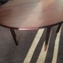table and chairs Image 3