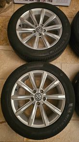 Good tires and wheels 17R set