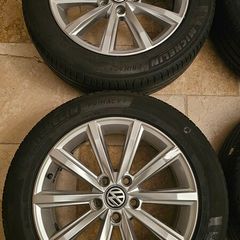 Good tires and wheels 17R set