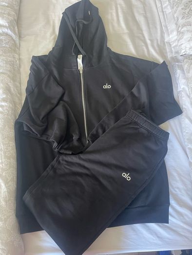 mens tracksuit