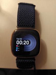 Fitbit Versa 4