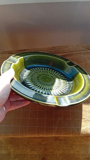 Antique Green Ash Tray Large