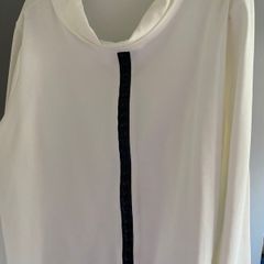 top...peruzzi winter white with hammedstud front