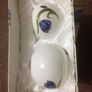 Tea Pot , sugar, milk jug and salt & pepper set. Image 5