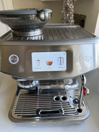 Sage Barista Impress Touch with full starter Kit