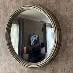 Gold mirror