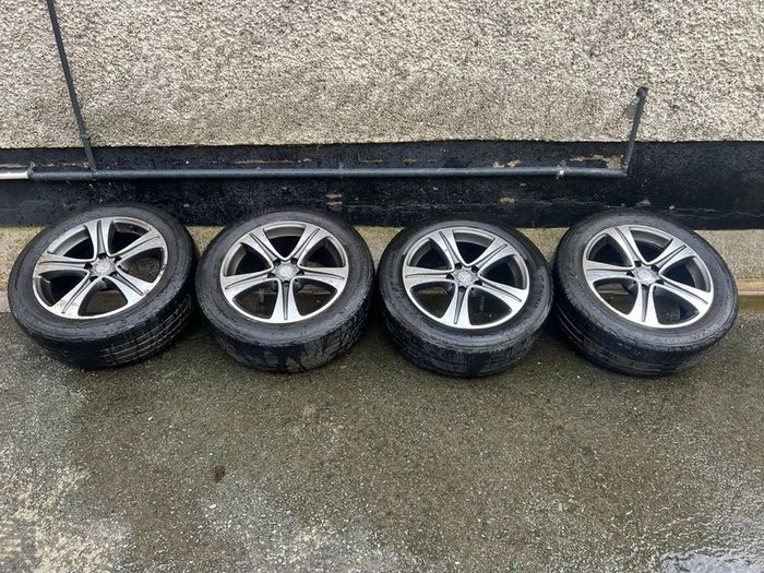 Mercedes alloy wheels