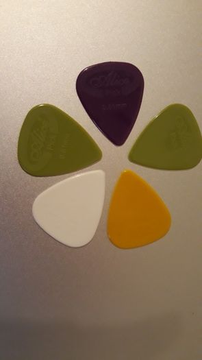 guitar pick