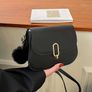 Black saddle crossbody bag Image 5