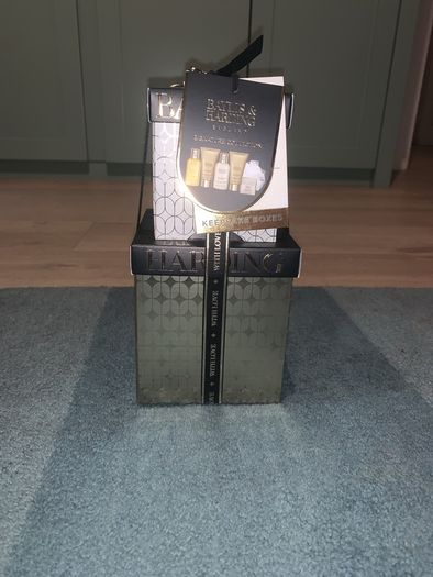 Baylis & Harding Signature Collection