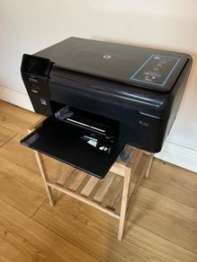 HP Photosmart Plus printer WITH the wooden/bamboo side table