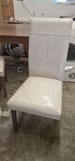 extending dining table and 6 chairs