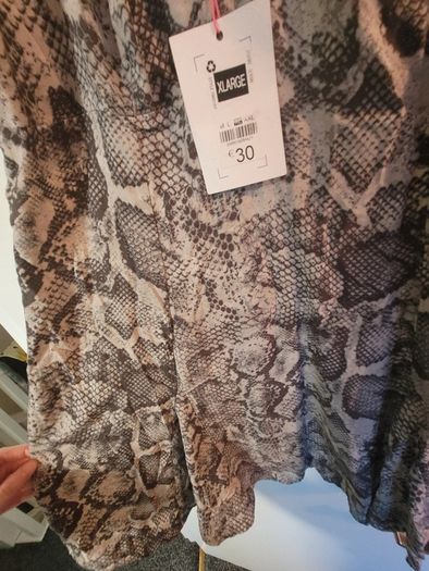 bnwt dress size xl