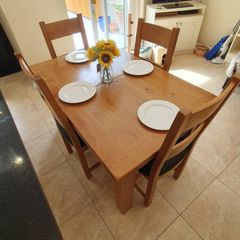 Oak table