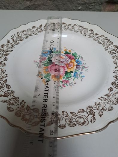 J & G Meakin plate with 22k gold