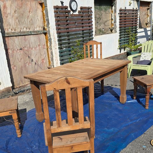 Solid Wooden Kitchen Table plus 4 Chairs Rustic Character