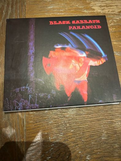 Black Sabbath - Paranoid