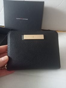 New Tommy Hilfiger Wallet