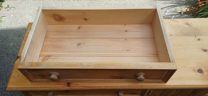 wooden unit/cupboard