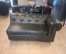 Waiting chair