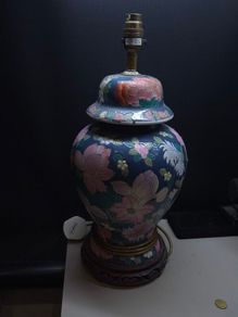 Vintage Oriental Hand Painted Ceramic Table Lamp 45cm