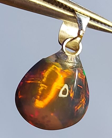 Ethiopian Fire Opal Pendant 2 ct on 925 Silver