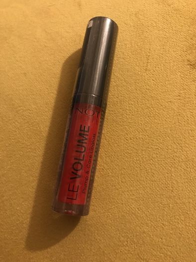 Note plump and care lipgloss