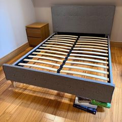Double bed frame