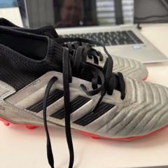Adidas Predator size 5.5