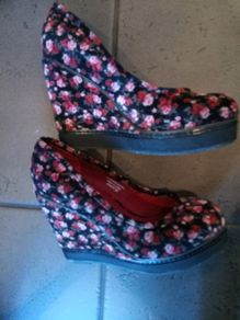 Wedge floral shoes suede effect