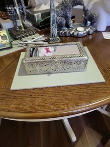 Trinket box