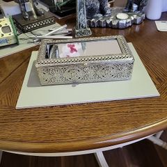 Trinket box