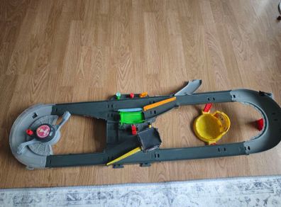 Race Track for Disney cars