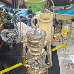 Beautiful Old Feuer hand 275 Baby Hurricane Lantern, Postage Available