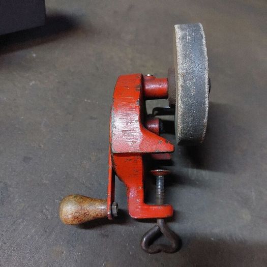 Small grinding stone