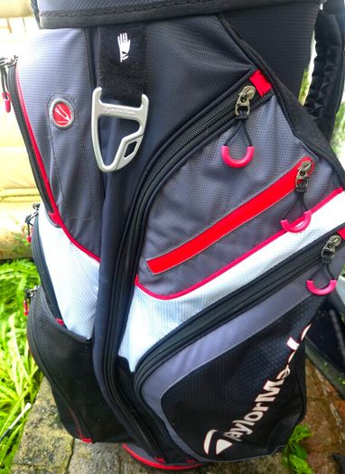 Set of Taylormade Golf Clubs