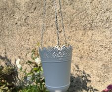 Hanging basket