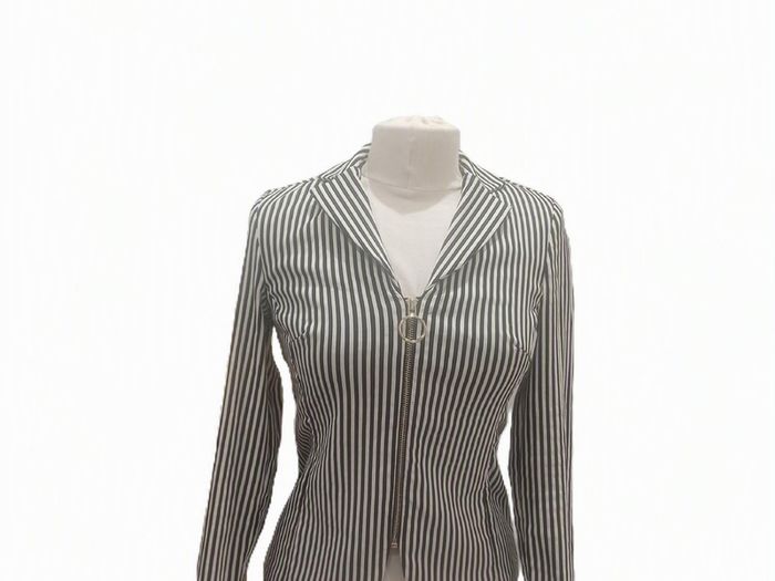 Beautiflly Fitted Joseph Ribkoff Stripped Blazer