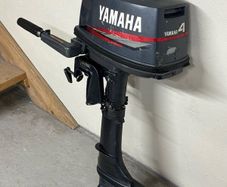 Yamaha 4hp outboard / boat engine