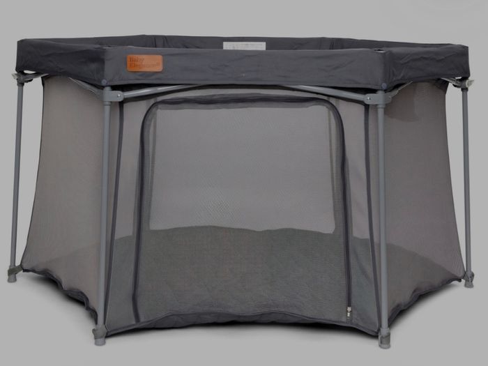 Baby play pen