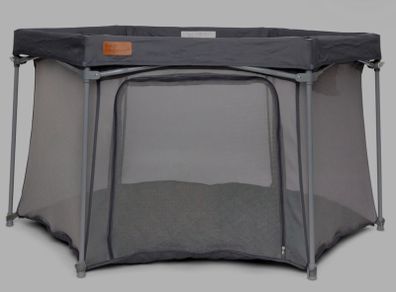 Baby play pen