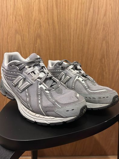 New Balance 1906R