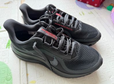 NIKE Mens Pegasus Premium Running Shoes