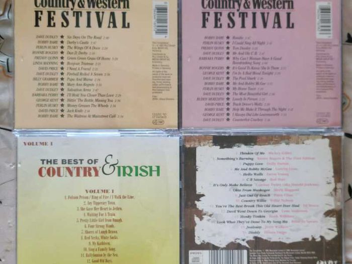 8 CD's set of Country Music, perfect condition.