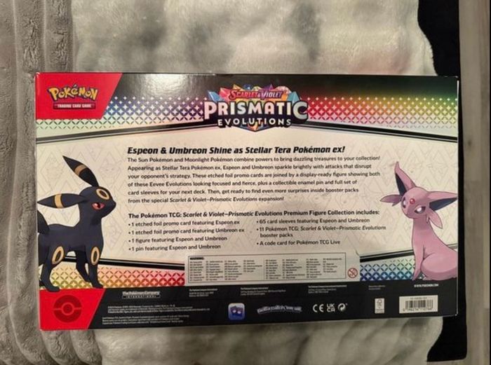 Prismatic Evolutions Premium Figure Collection Pokemon