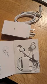 New Genuine Google Pixel USB-C Earbuds & Fast Charger Bundle