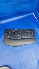 Arteck HW315 Ergonomic Wireless Keyboard