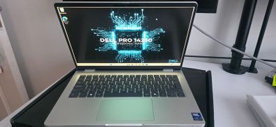 Dell pro pc14250 laptop u7 32gb Ddr5 512 (NEW MODEL) AI
