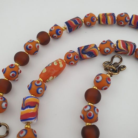 Vintage Venetian Style Skunk Eyes & Feather Desgin Glass Beads Necklace