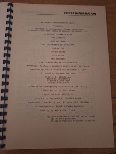 1988 My Stepmother Is An Alien Press Kit